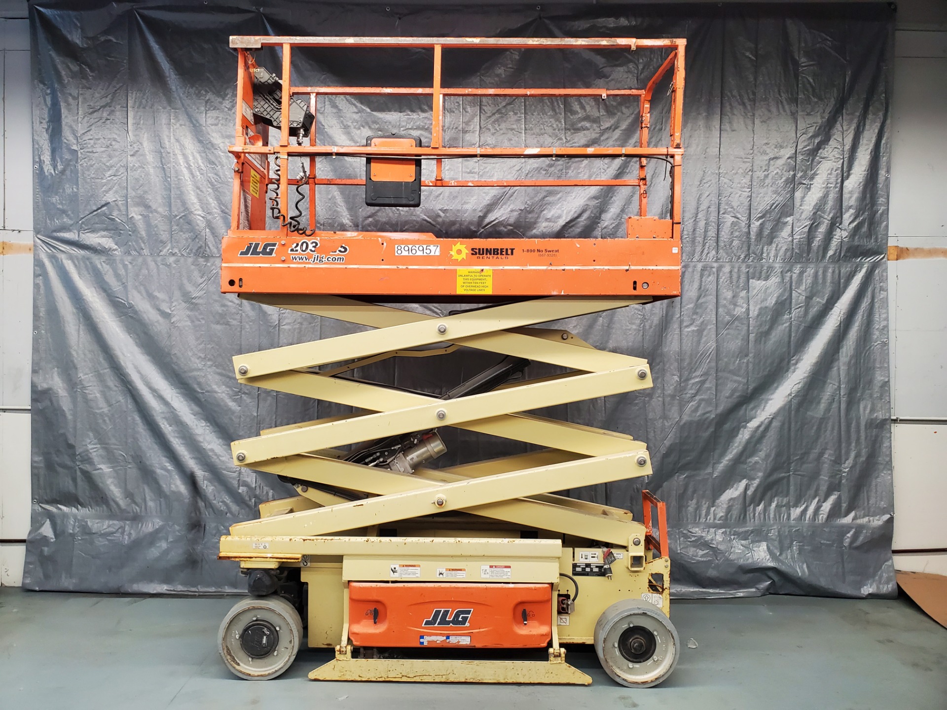 Used 2016 JLG 2032ES  | Elgin, IL