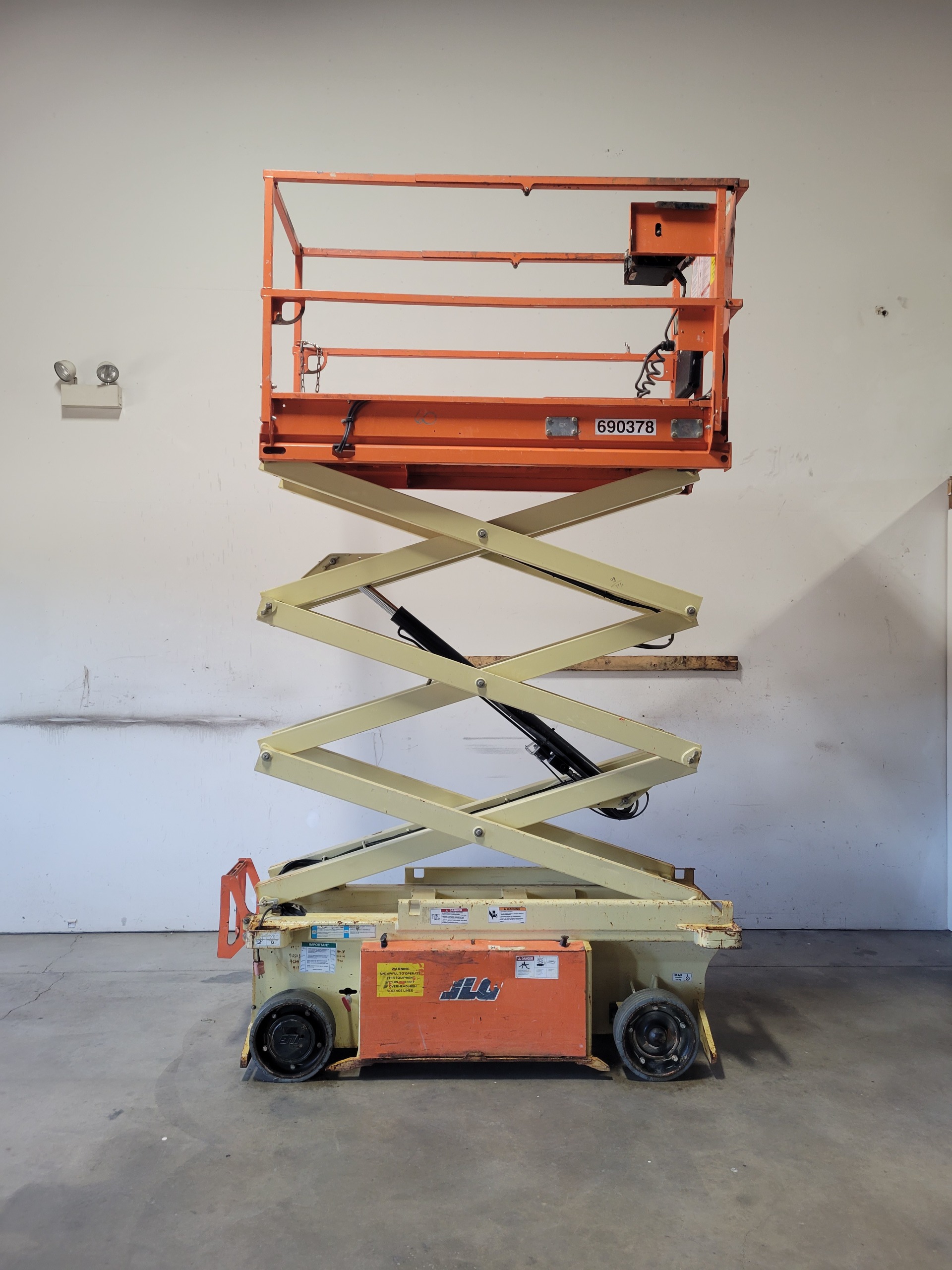 Used 2014 JLG 1932RS  | Elgin, IL